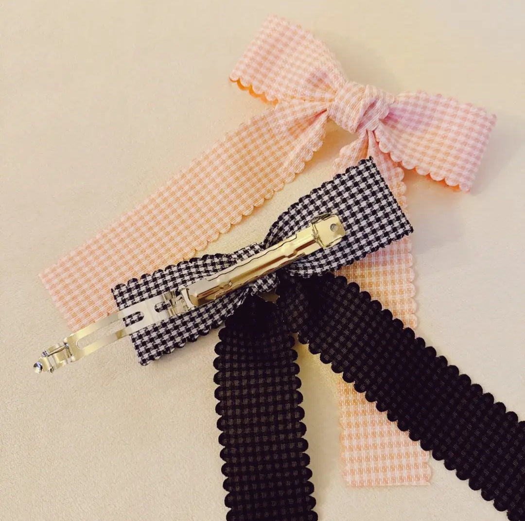Scalloped Edge Bow Hair Clip Set