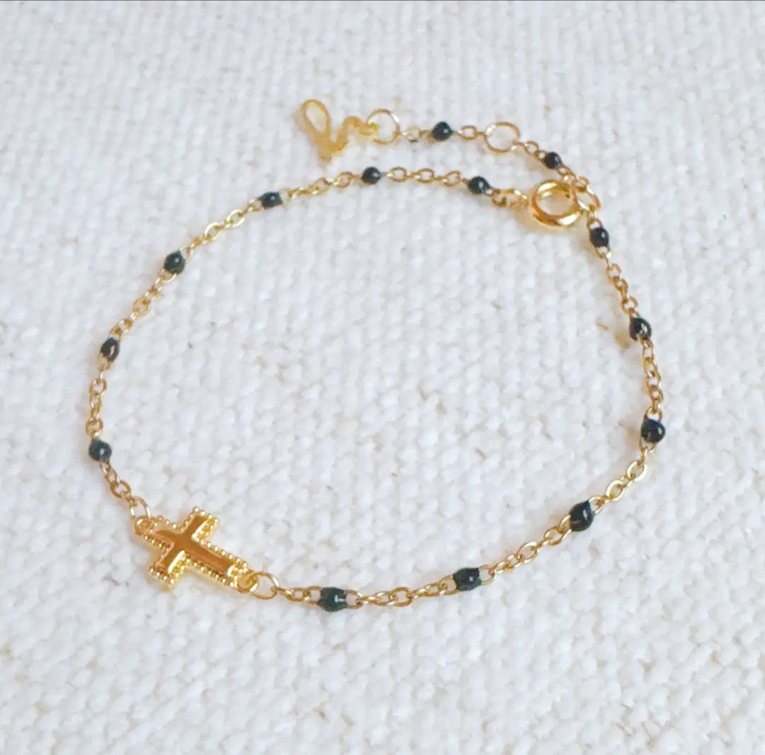 Dainty Dots Cross Bracelet